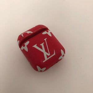 Luxury AirPod case cover!!🖤